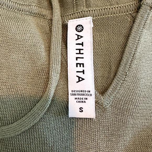 Athleta Evergreen Hoodie Sweater Olive Green  Women's Size Small Athleisure - Picture 7 of 10